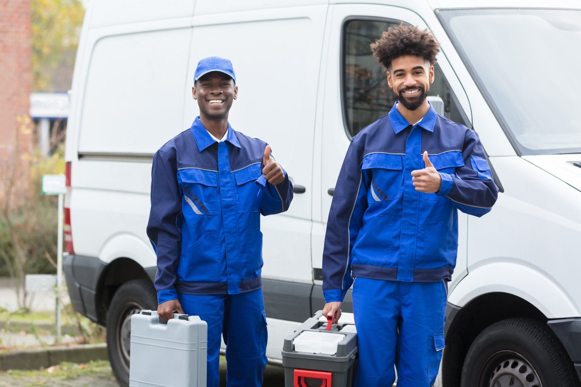 LM Electrical and Plumbing Hero